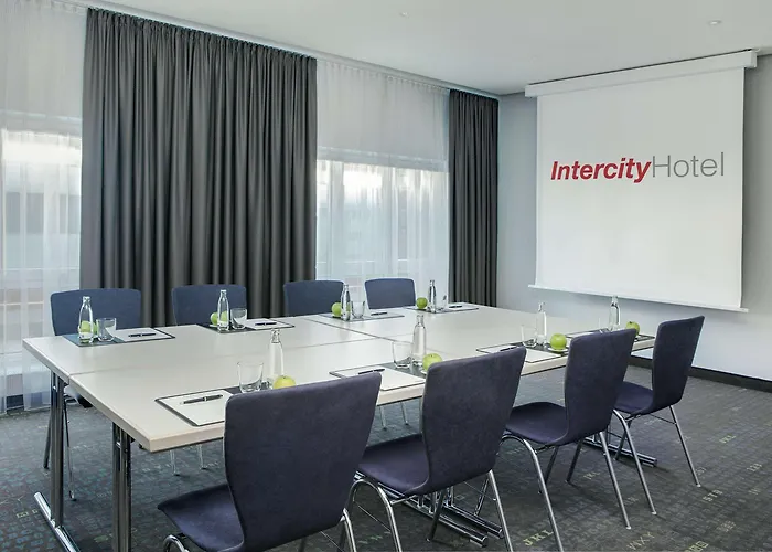 Intercityhotel Altona 3* Hamburgo