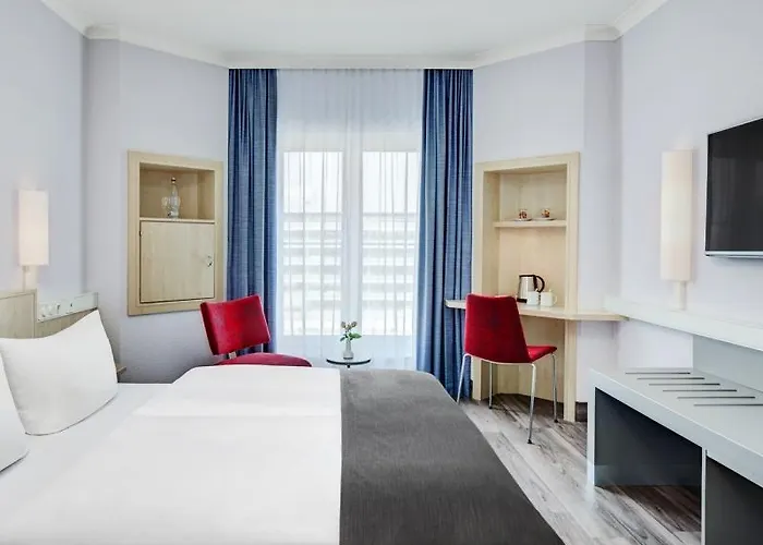 Intercityhotel Altona 3* Hamburgo
