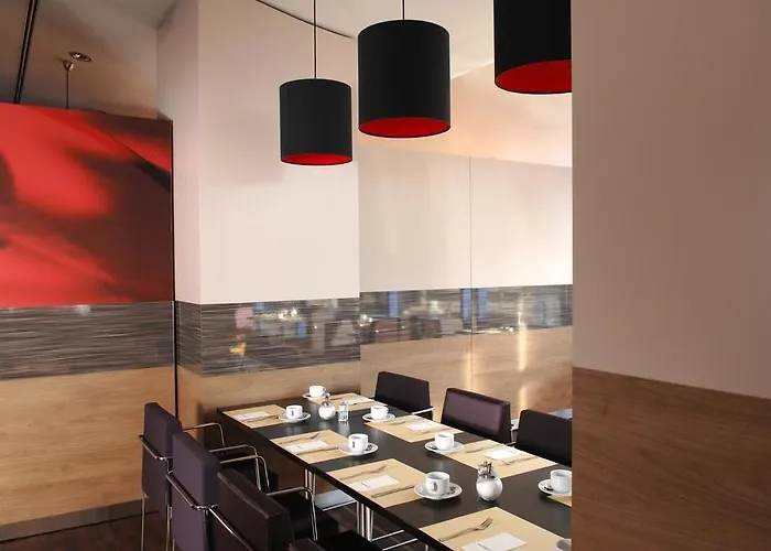 Hotel Intercityhotel Altona 3*