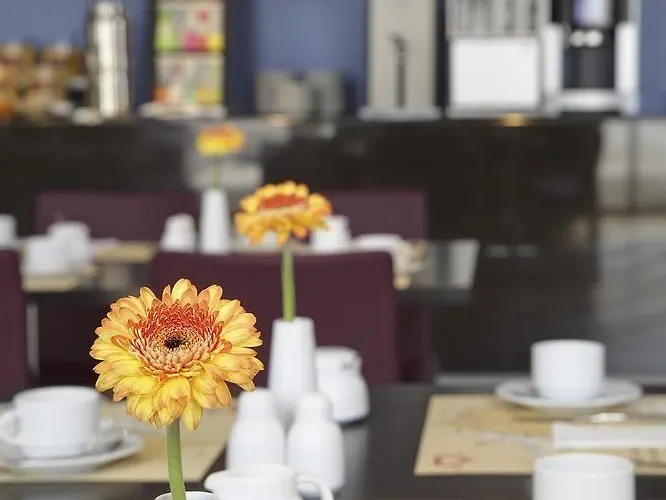 Intercityhotel Altona Hotel