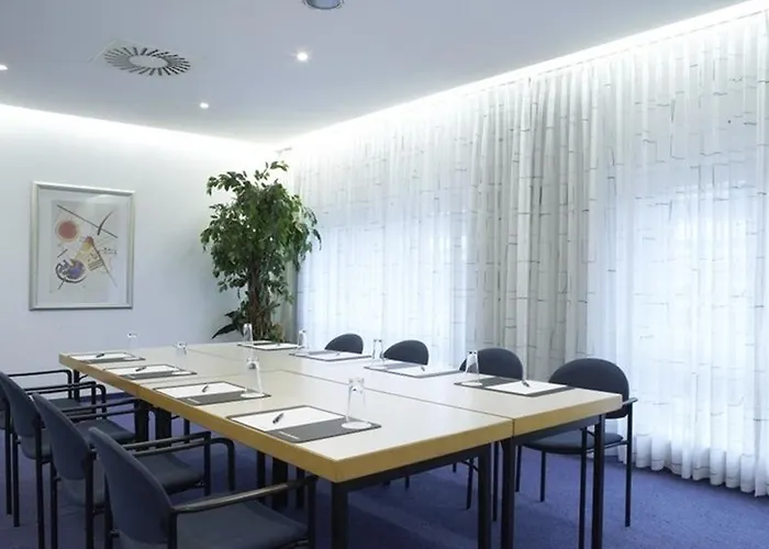 Hotel Intercityhotel Altona 3*