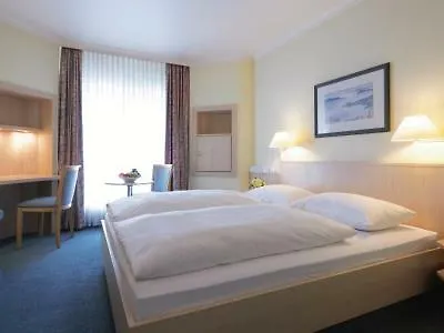 Intercityhotel Altona Hotel Hamburgo